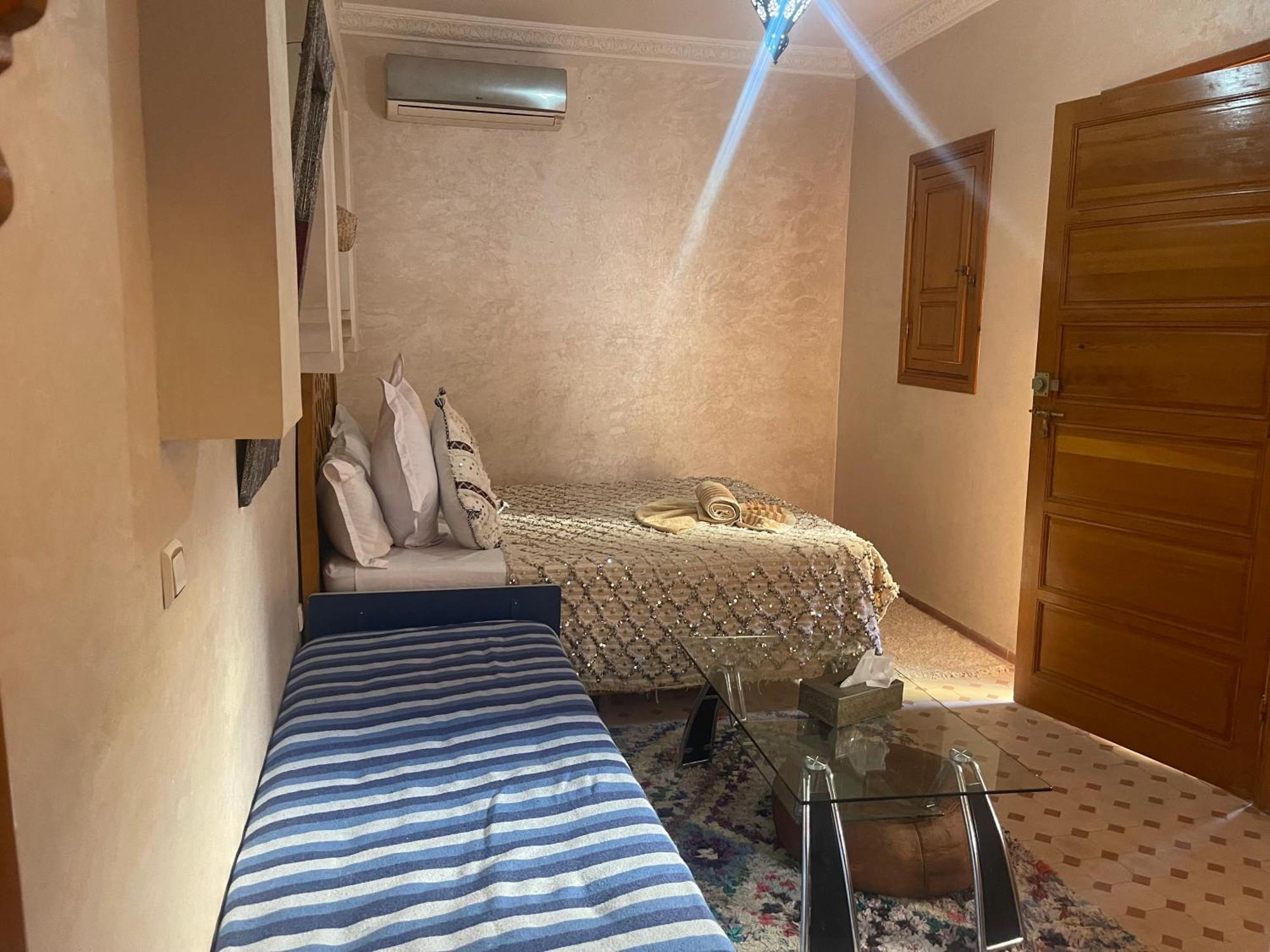 Pensión Jenan Adam 3*